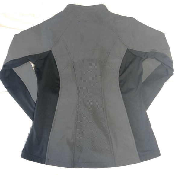 Athleta Reflective Running Start Jacket - Picture 6 of 6